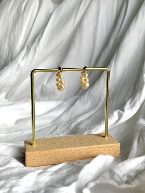 The Freshwater Pearl Earring