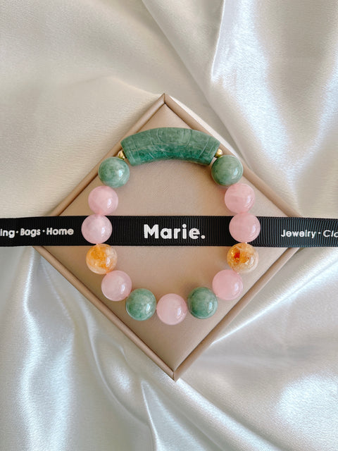 Yushi Jiuba Gemstone Bracelet