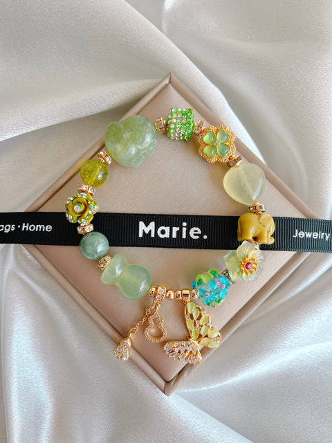 The Zhameng Jade & Peridot Charm Gemstone Bracelet