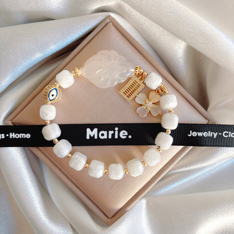 Color of the Year 2026: Lifangti 9 Tailed Moonstone Charm Bracelet