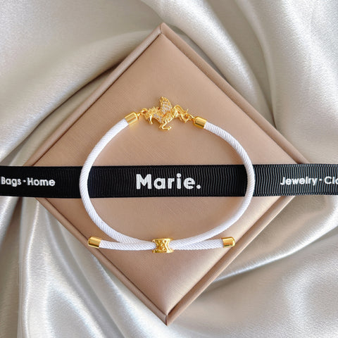 Color of the Year 2026: Winged Golden Horse Adjustable Bracelet