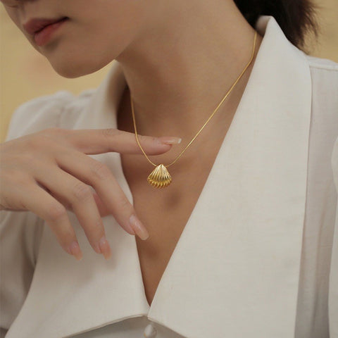 Golden Shell Necklace