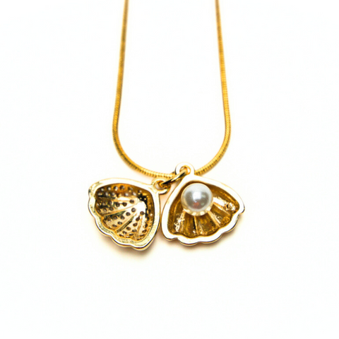Golden Shell Necklace