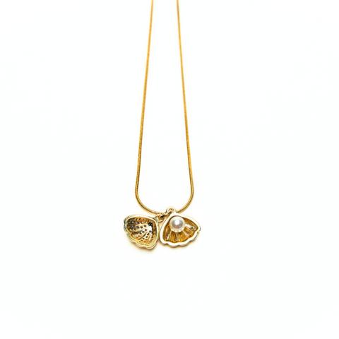 Golden Shell Necklace
