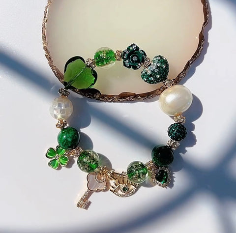 The Cui Emerald Charm Gemstone Bracelet